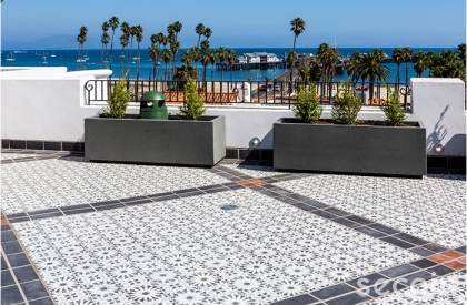 Gạch bông tại khu vực hồ bơi ngoài trời